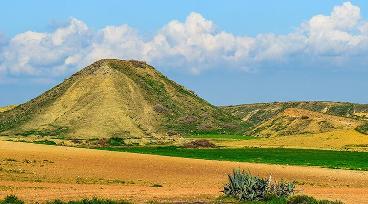 hill outside Meniko